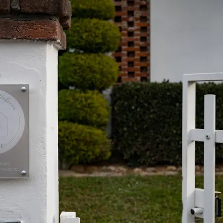 La Casa Di Rebecca Gasthof 3*