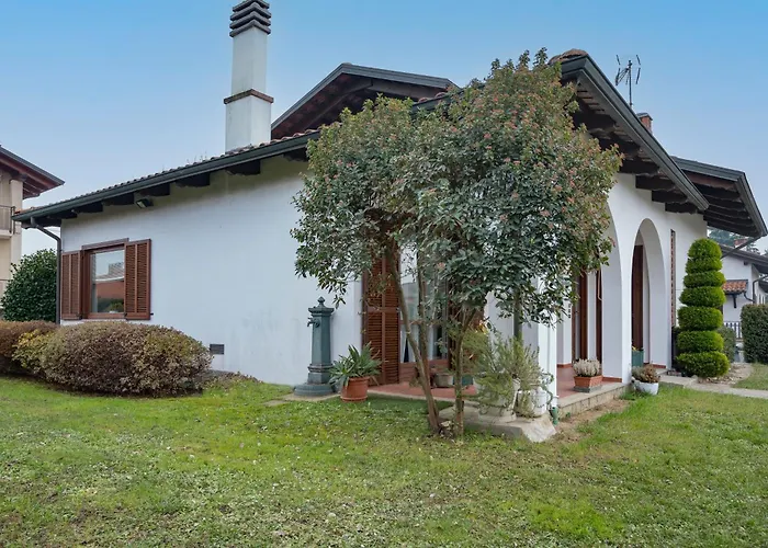 Affittacamere La Casa Di Rebecca 3*